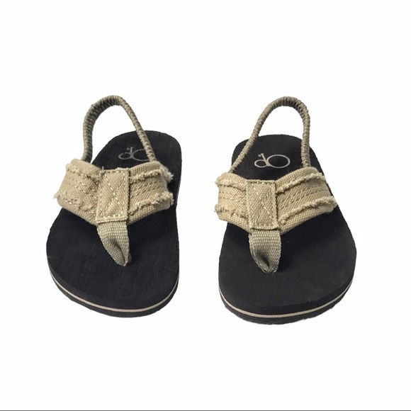 Ocean Pacific OP Beige Canvas Frayed Flip Flop Sandals - Picture 5 of 8